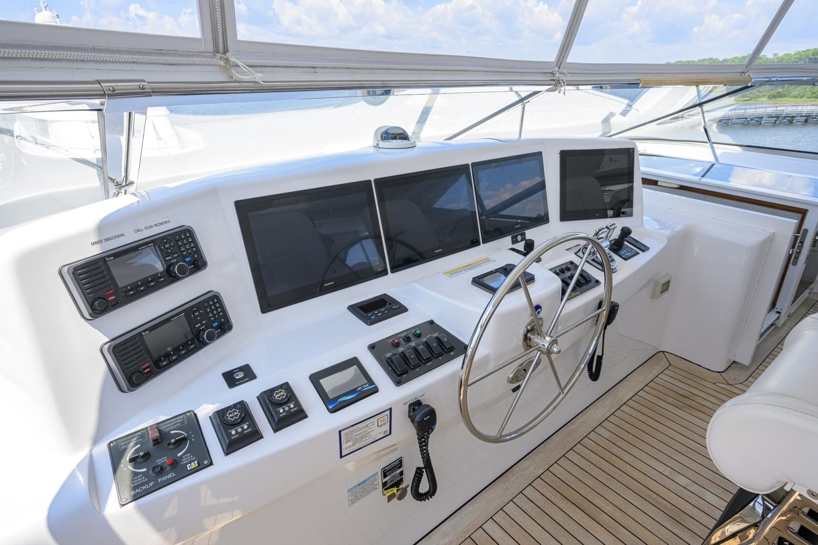 2013 Hatteras 80 Motor Yacht - Photo 128