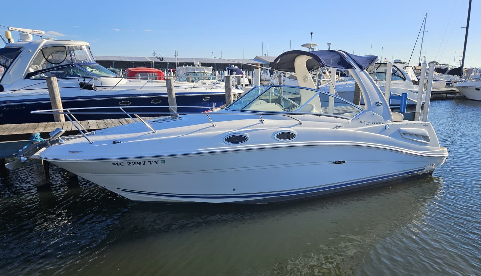 2006 Sea Ray 260 Sundancer - Photo 2