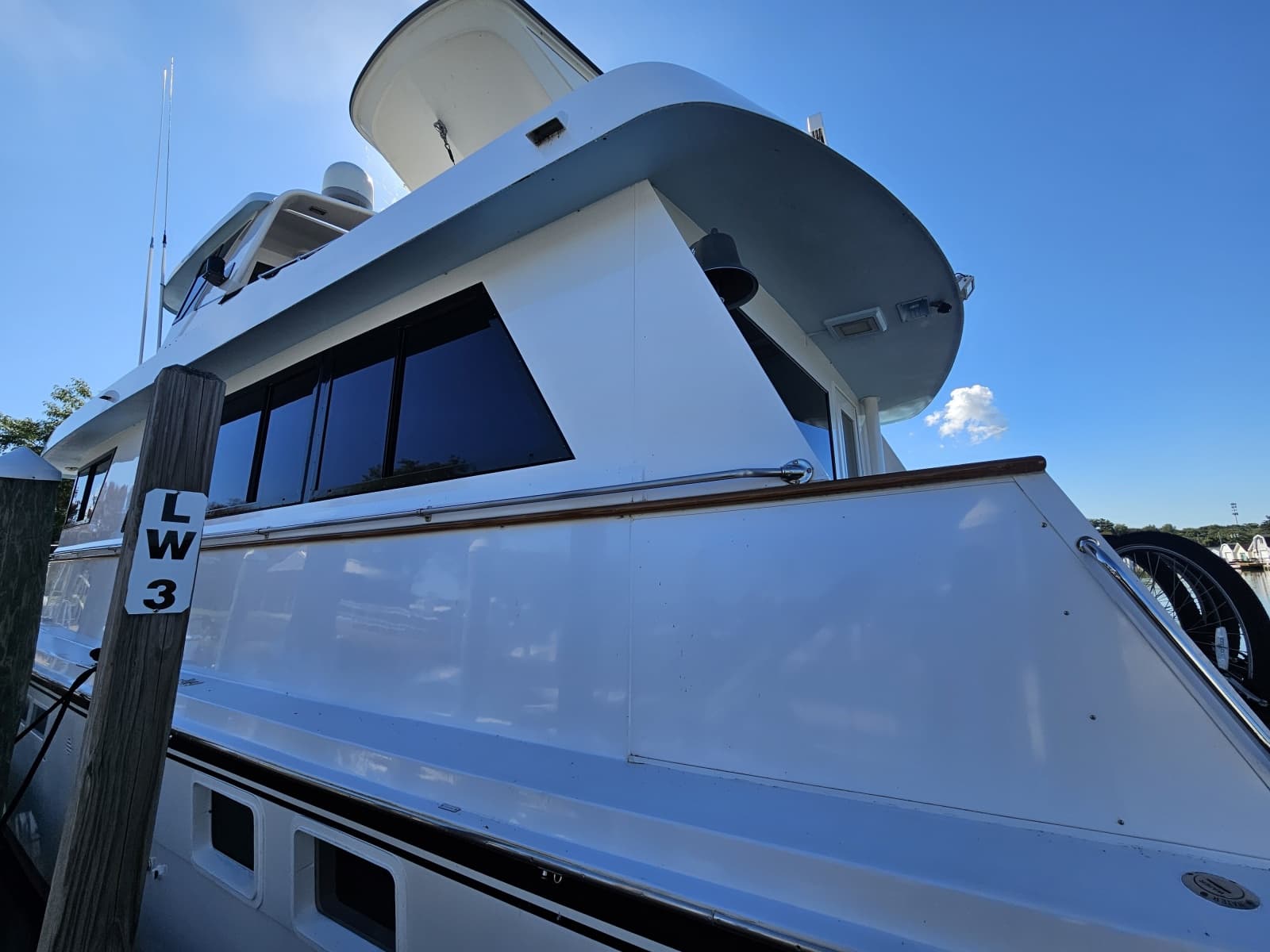 1991 Hatteras 70 Cockpit Motor Yacht - Photo 8