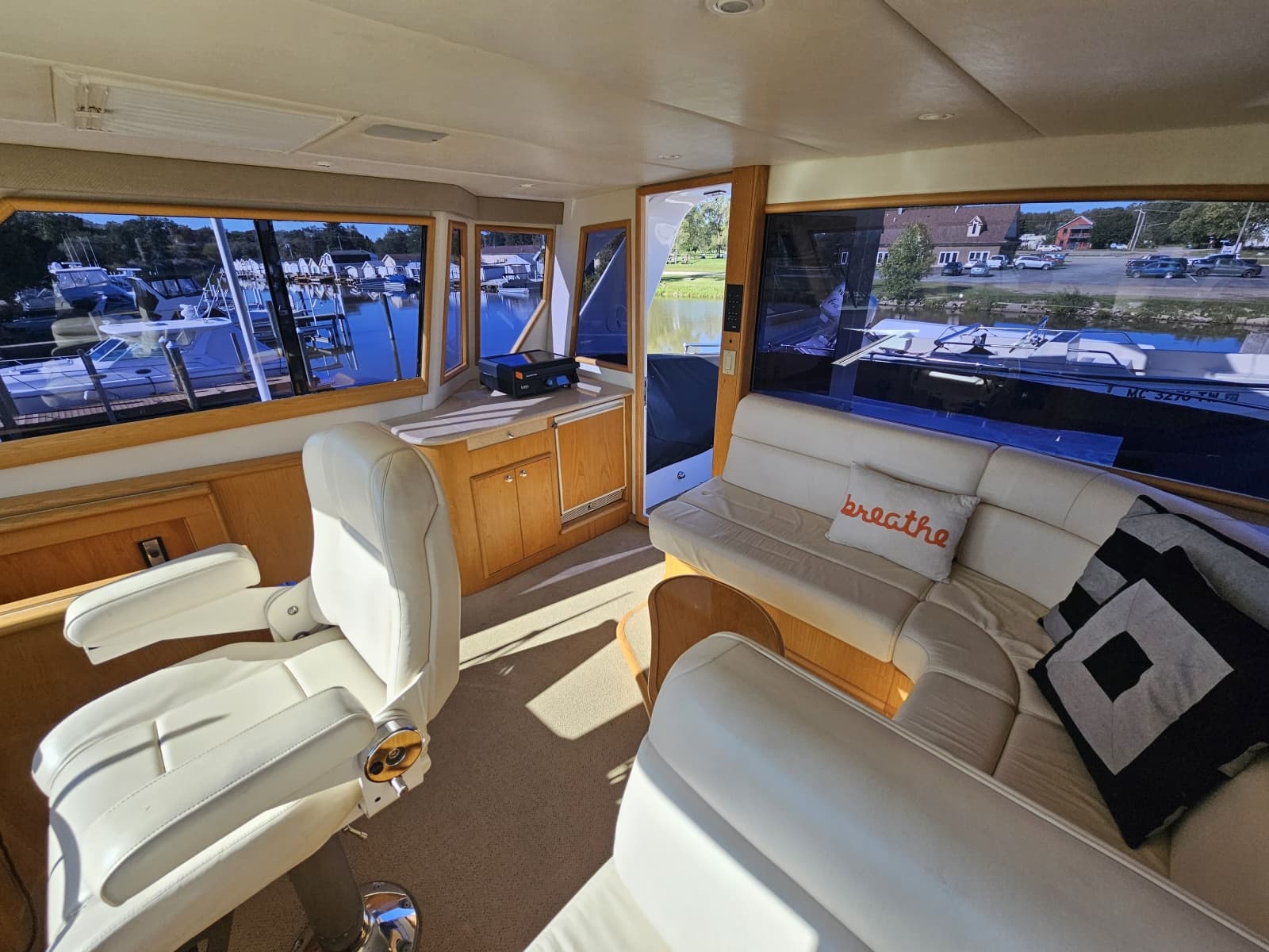 1991 Hatteras 70 Cockpit Motor Yacht - Photo 20