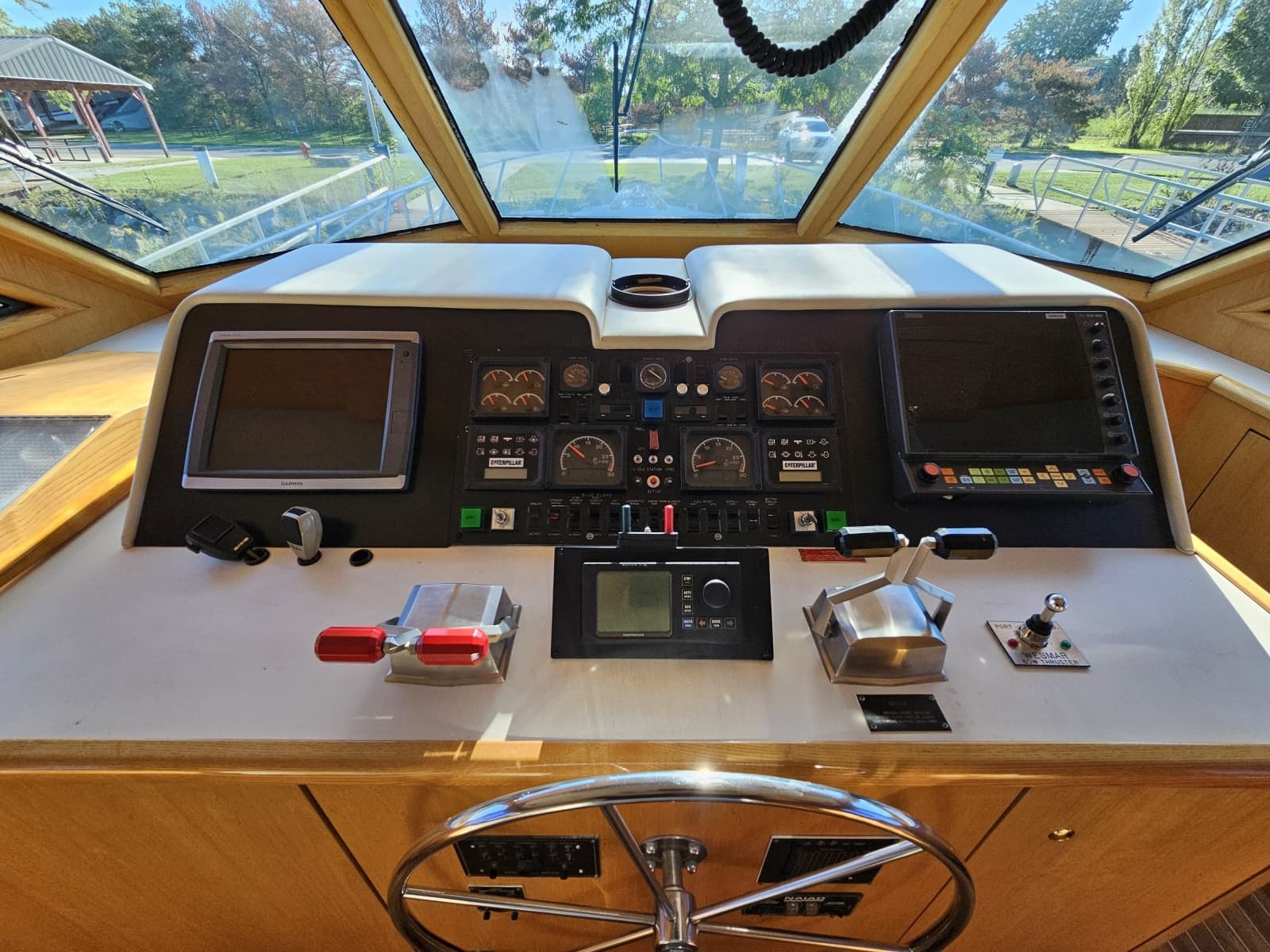 1991 Hatteras 70 Cockpit Motor Yacht - Photo 16