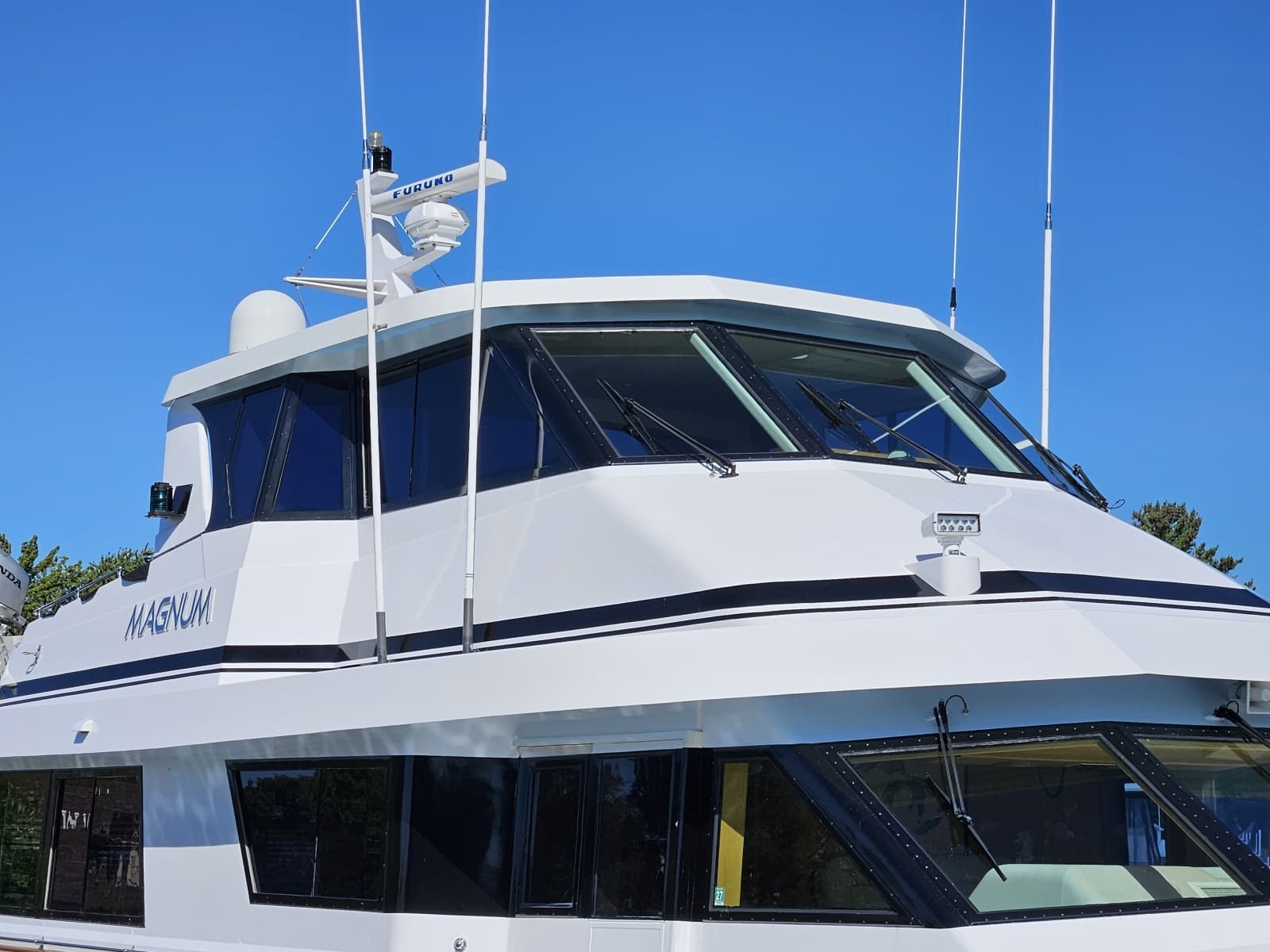 1991 Hatteras 70 Cockpit Motor Yacht - Photo 4