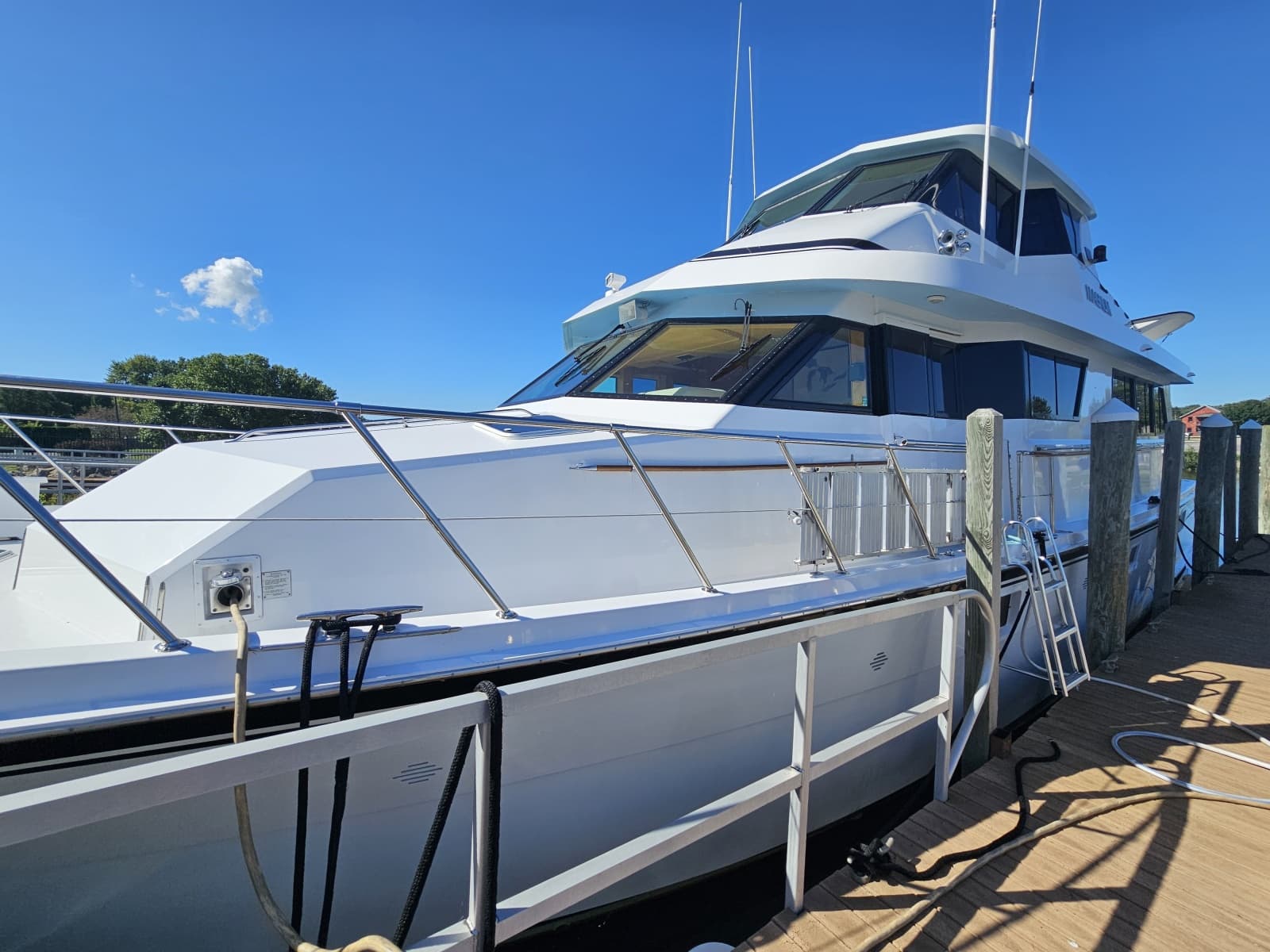 1991 Hatteras 70 Cockpit Motor Yacht - Photo 7