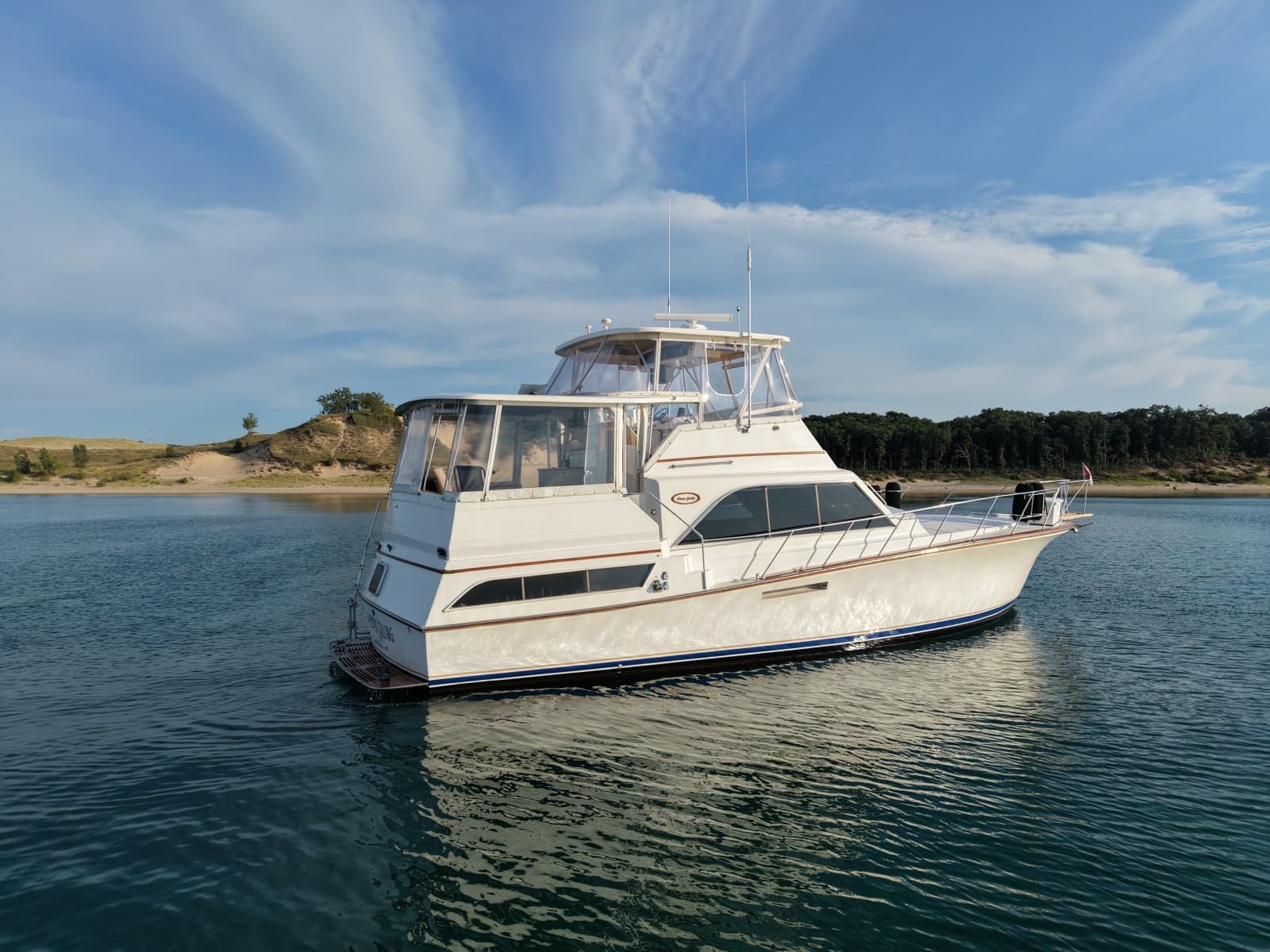 1985 Ocean Yachts 46 Sunliner - Photo 1