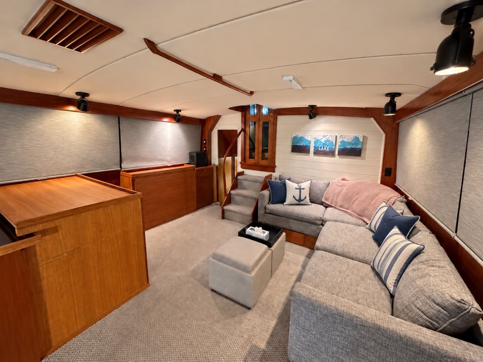 1985 Ocean Yachts 46 Sunliner - Photo 33