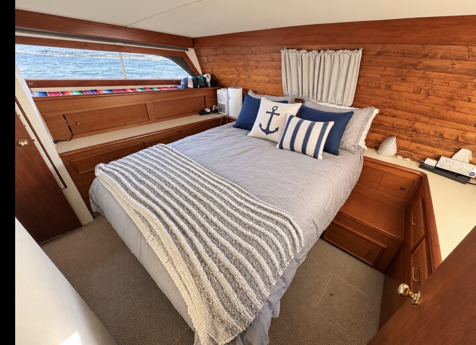 1985 Ocean Yachts 46 Sunliner - Photo 50
