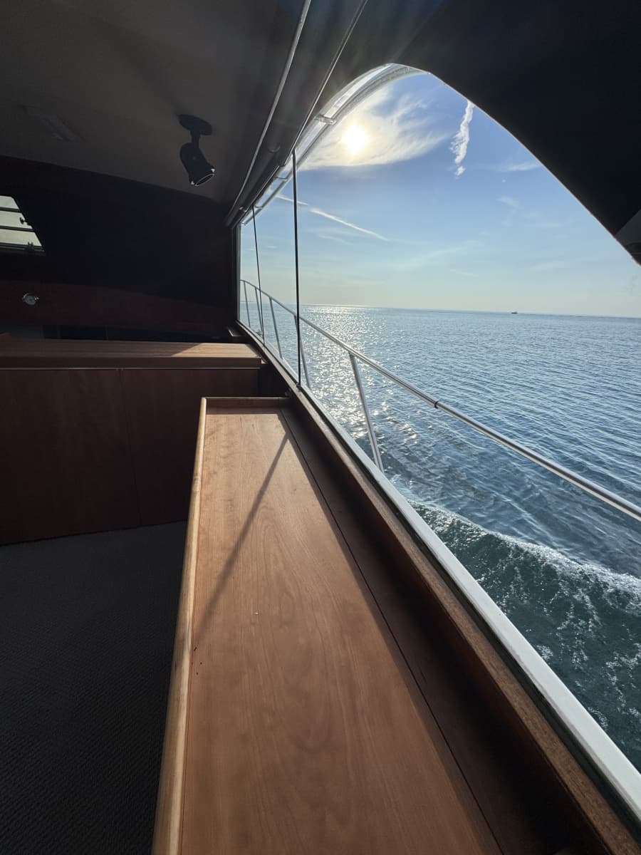 1985 Ocean Yachts 46 Sunliner - Photo 29