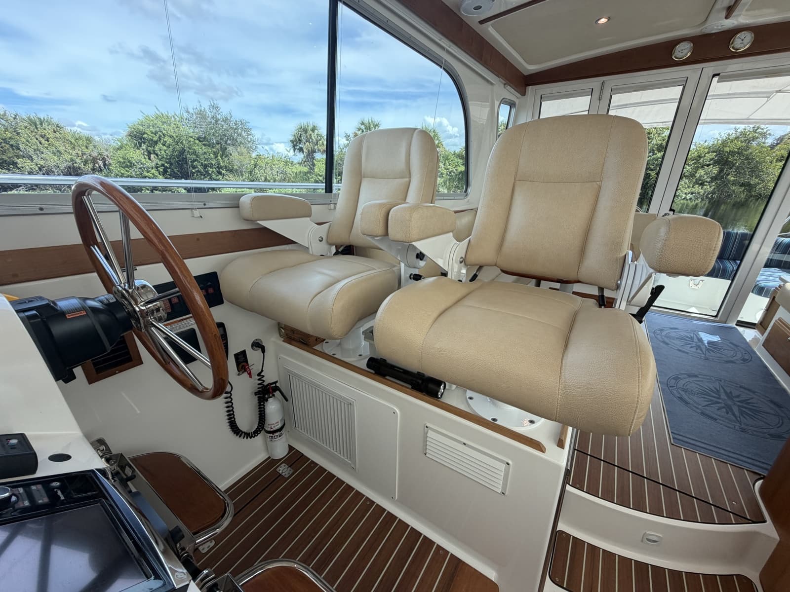 2017 Back Cove 37 - Photo 12