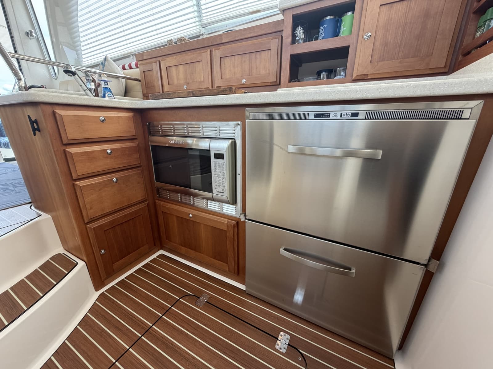 2017 Back Cove 37 - Photo 17