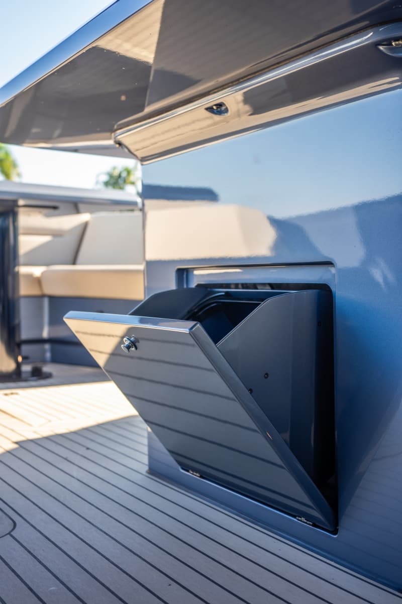 2026 Vanquish Yachts VQ70 - Photo 48