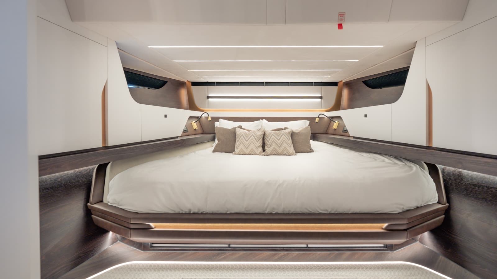 2026 Vanquish Yachts VQ70 - Photo 63
