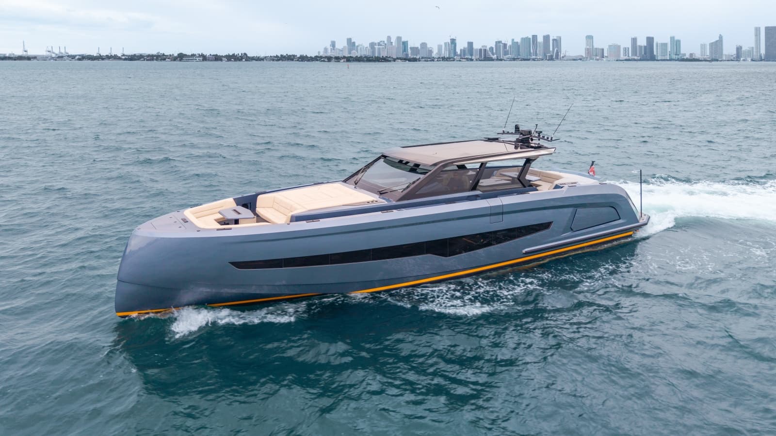 2026 Vanquish Yachts VQ70 - Photo 15