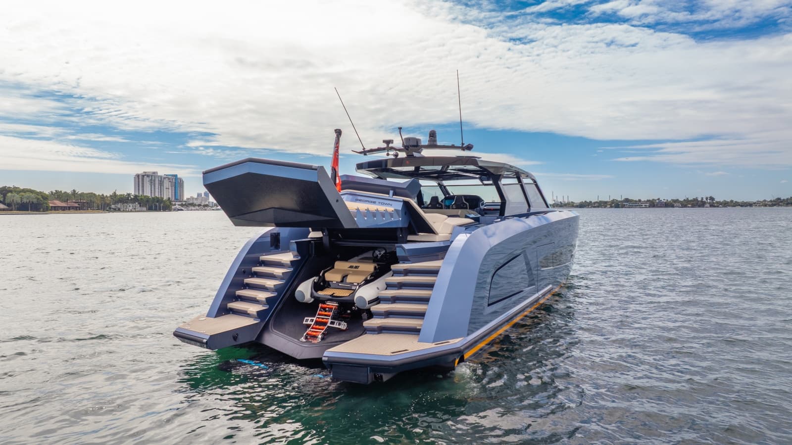 2026 Vanquish Yachts VQ70 - Photo 7