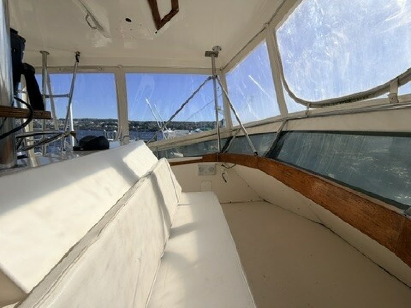 1984 Egg Harbor Sedan - Photo 14