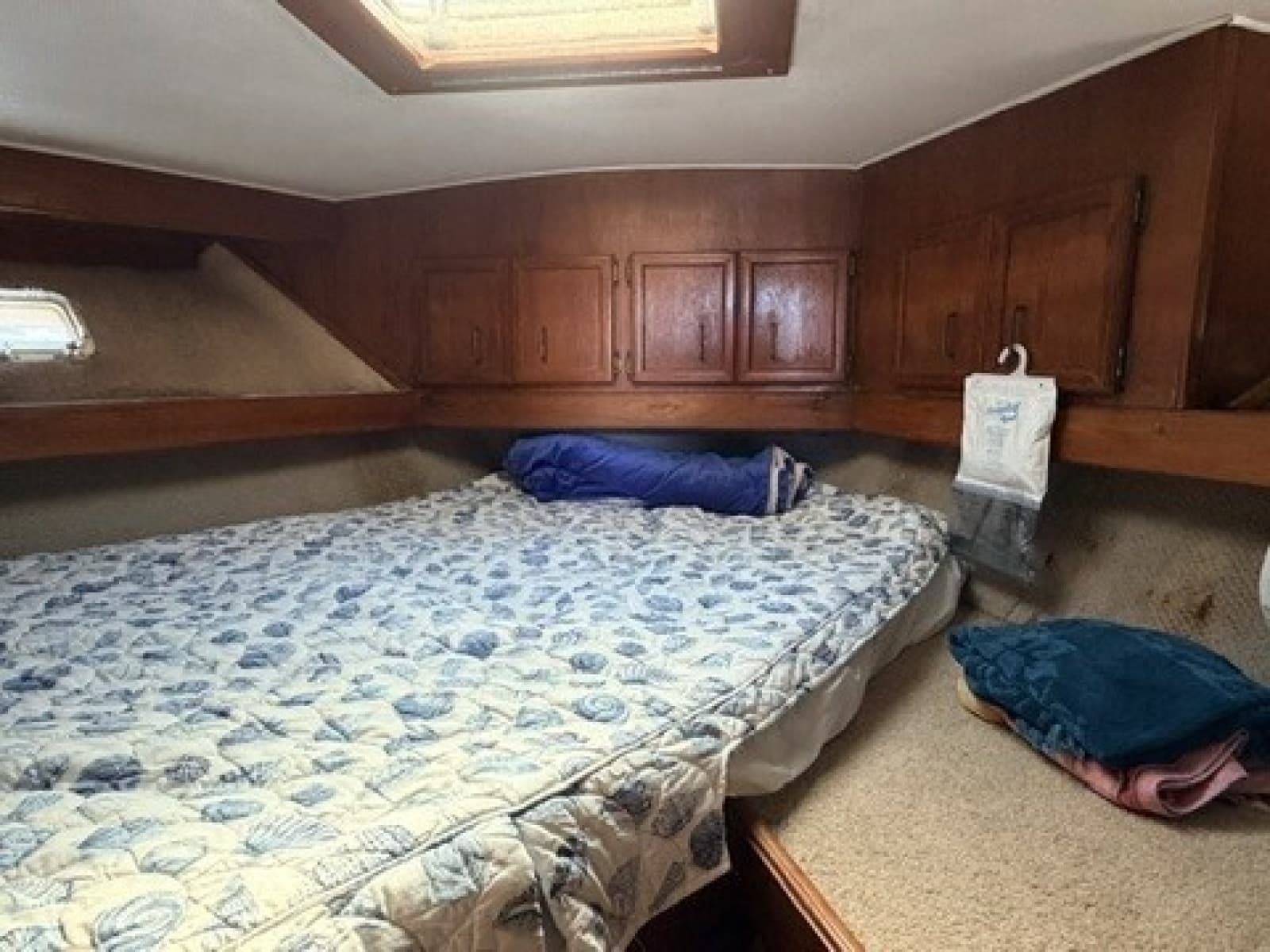 1984 Egg Harbor Sedan - Photo 36