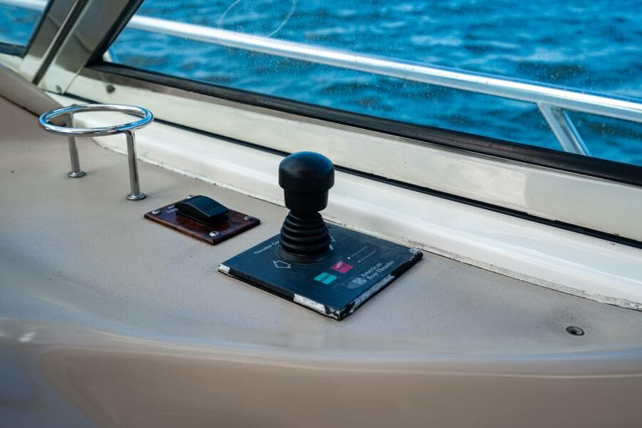2001 Sea Ray 540 Sundancer - Photo 15