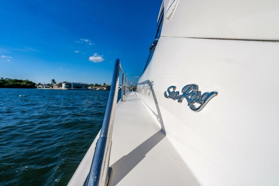 2001 Sea Ray 540 Sundancer - Photo 25