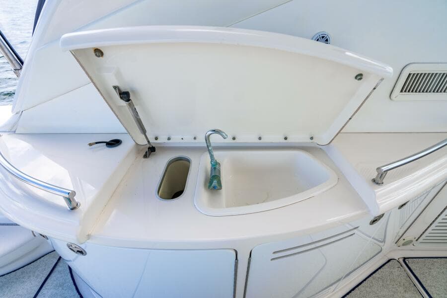 2001 Sea Ray 540 Sundancer - Photo 8