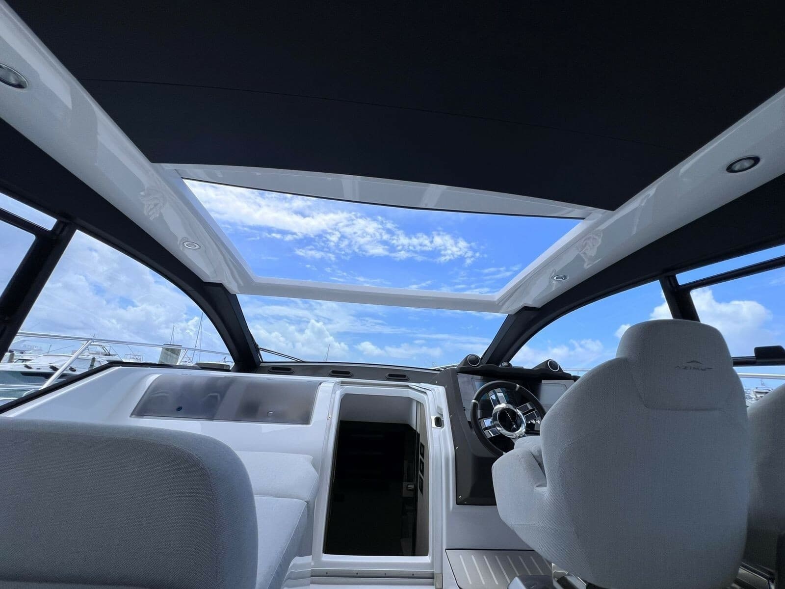 2025 Azimut Atlantis 51 - Photo 6