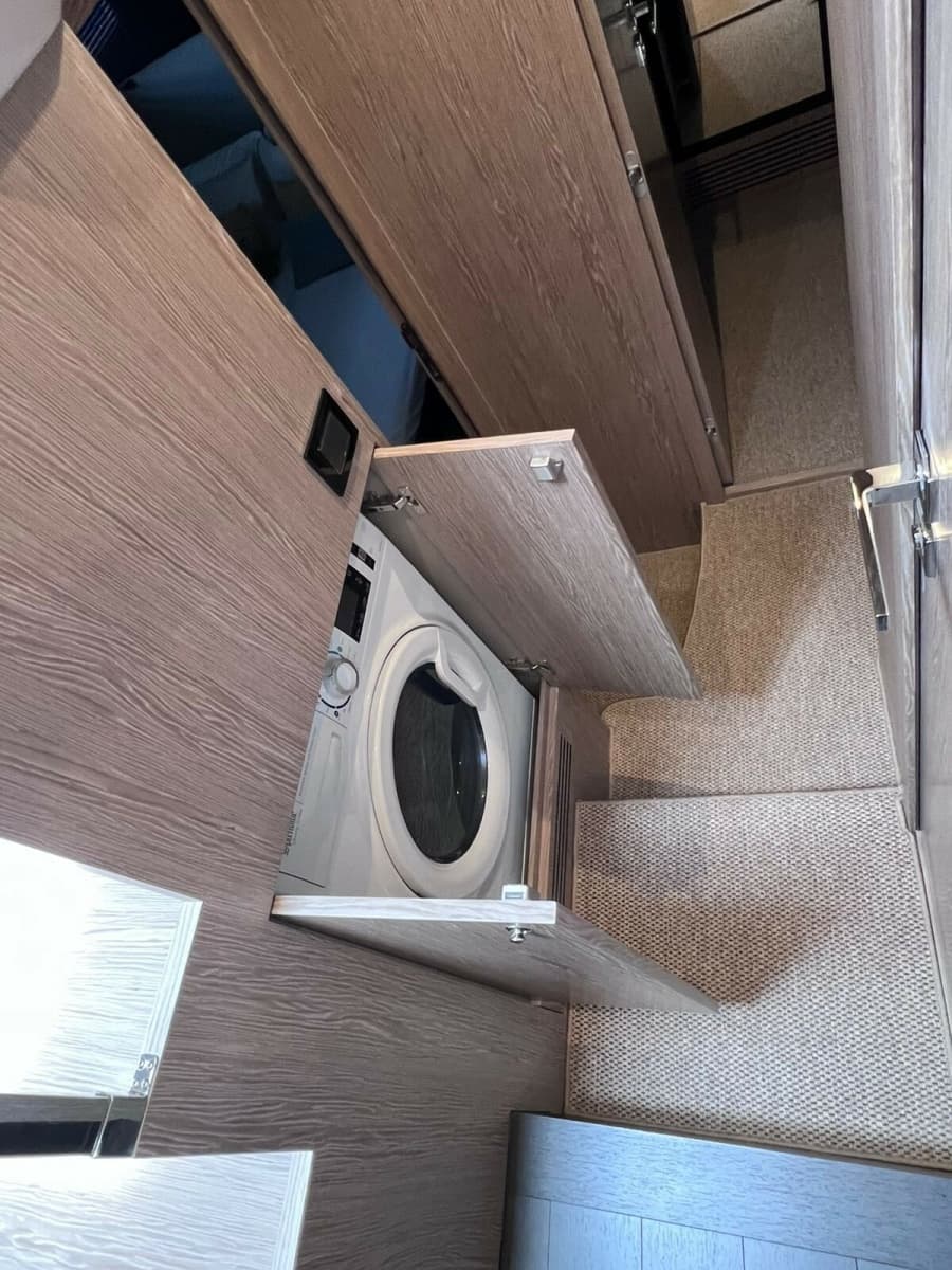 2025 Azimut Atlantis 51 - Photo 27