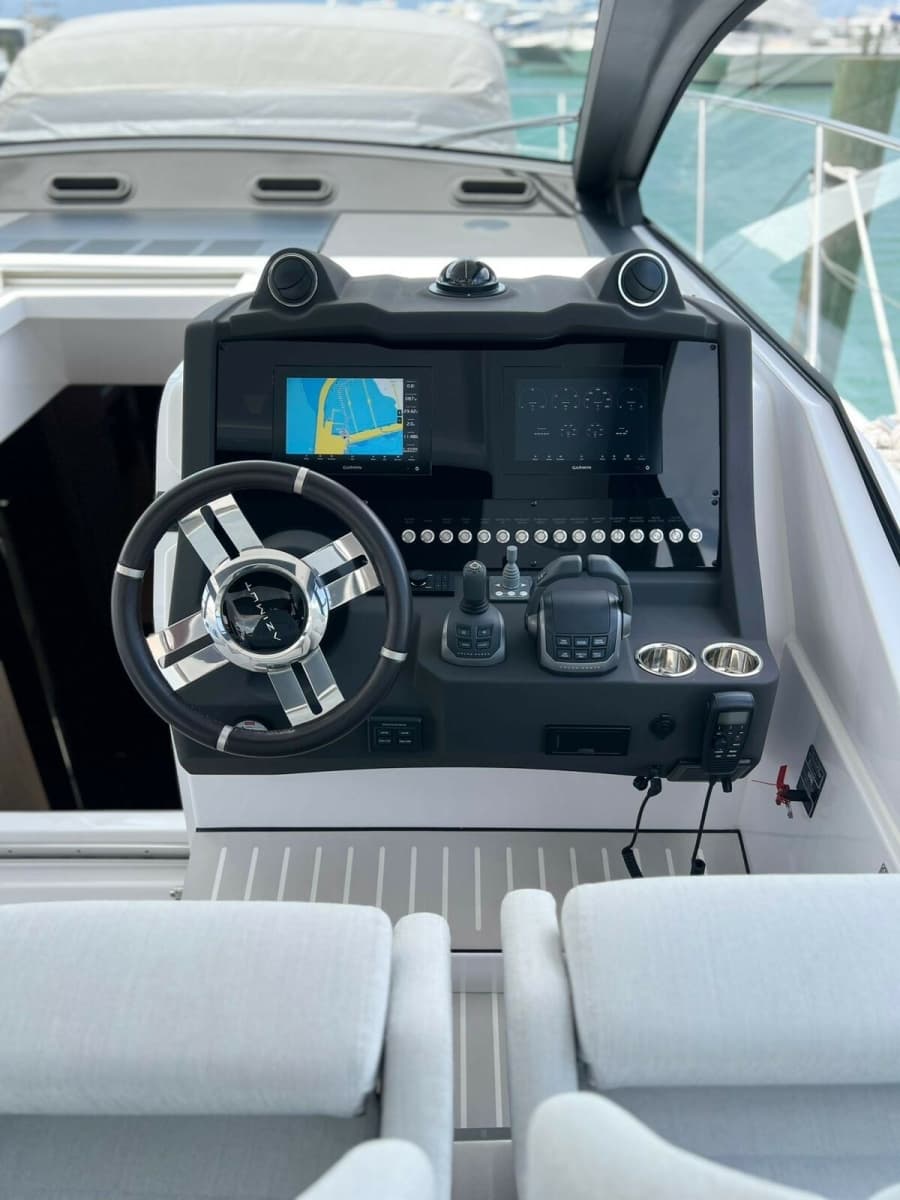 2025 Azimut Atlantis 51 - Photo 5