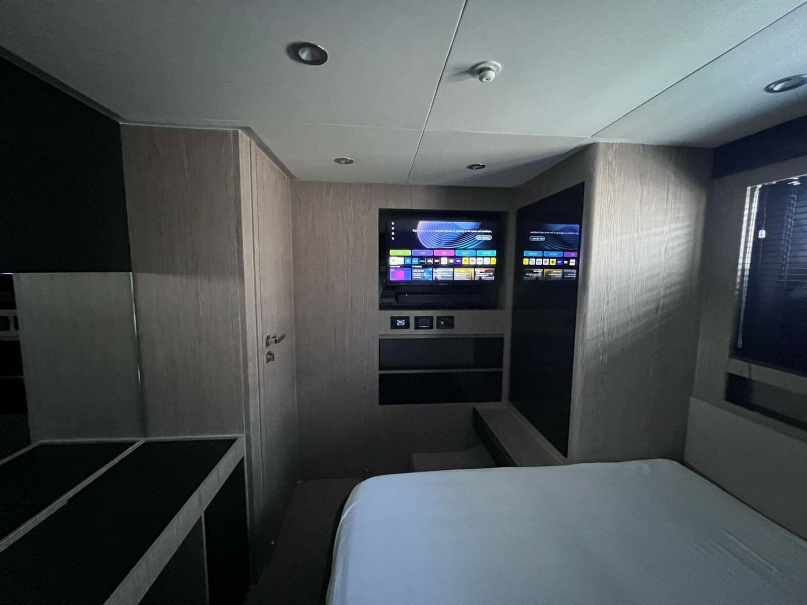 2025 Azimut Atlantis 51 - Photo 18