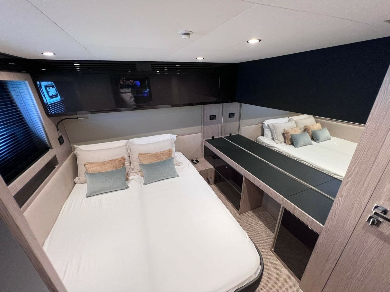 2025 Azimut Atlantis 51 - Photo 17