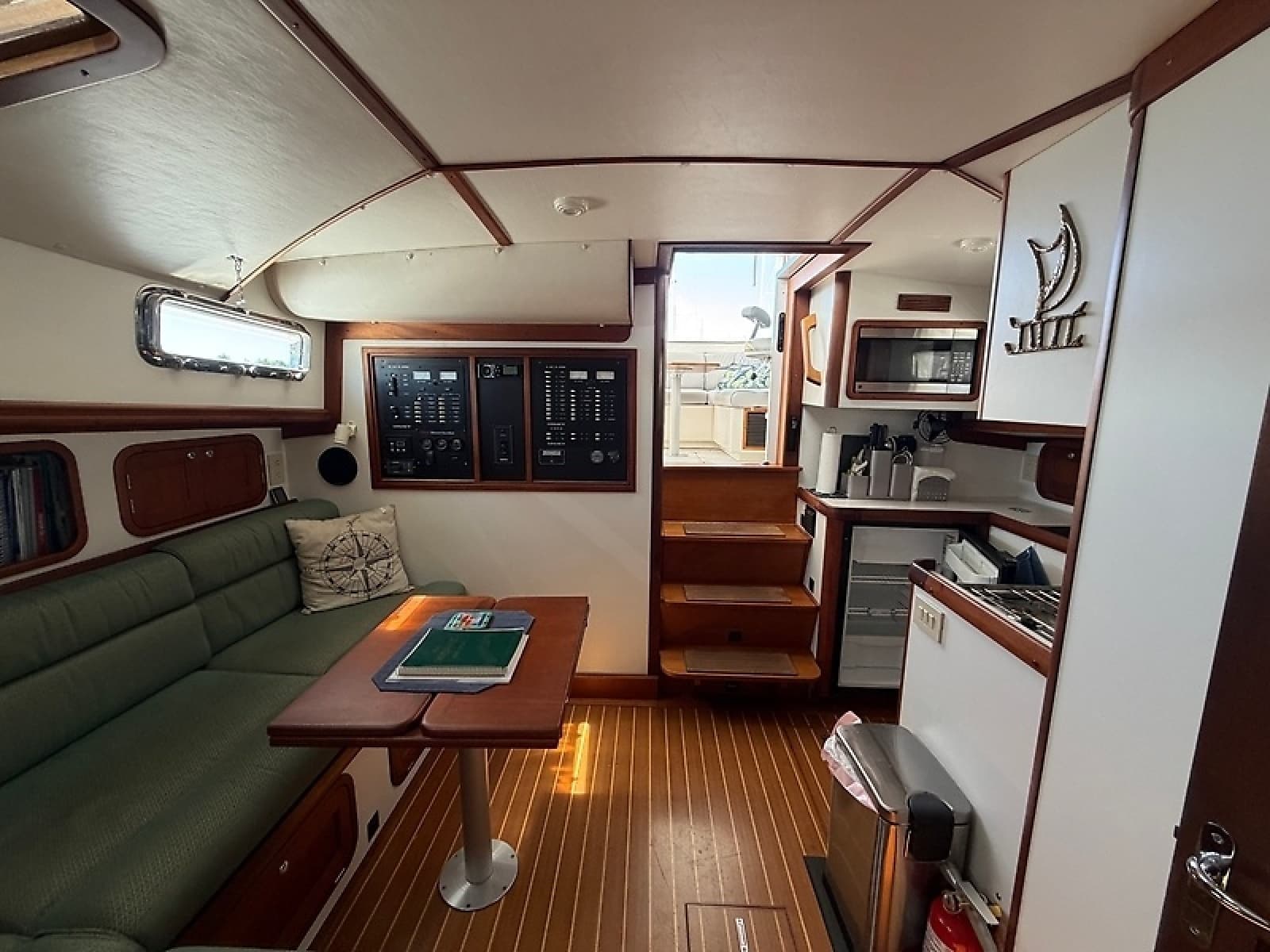 2003 Legacy Express - Photo 13