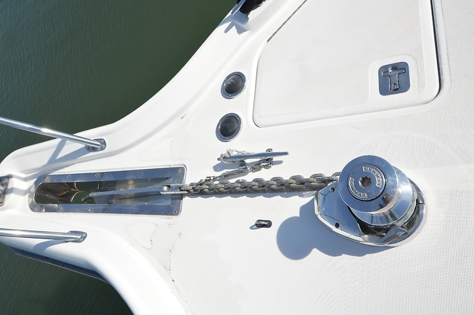 2004 Tiara Yachts 4400 Sovran - Photo 15