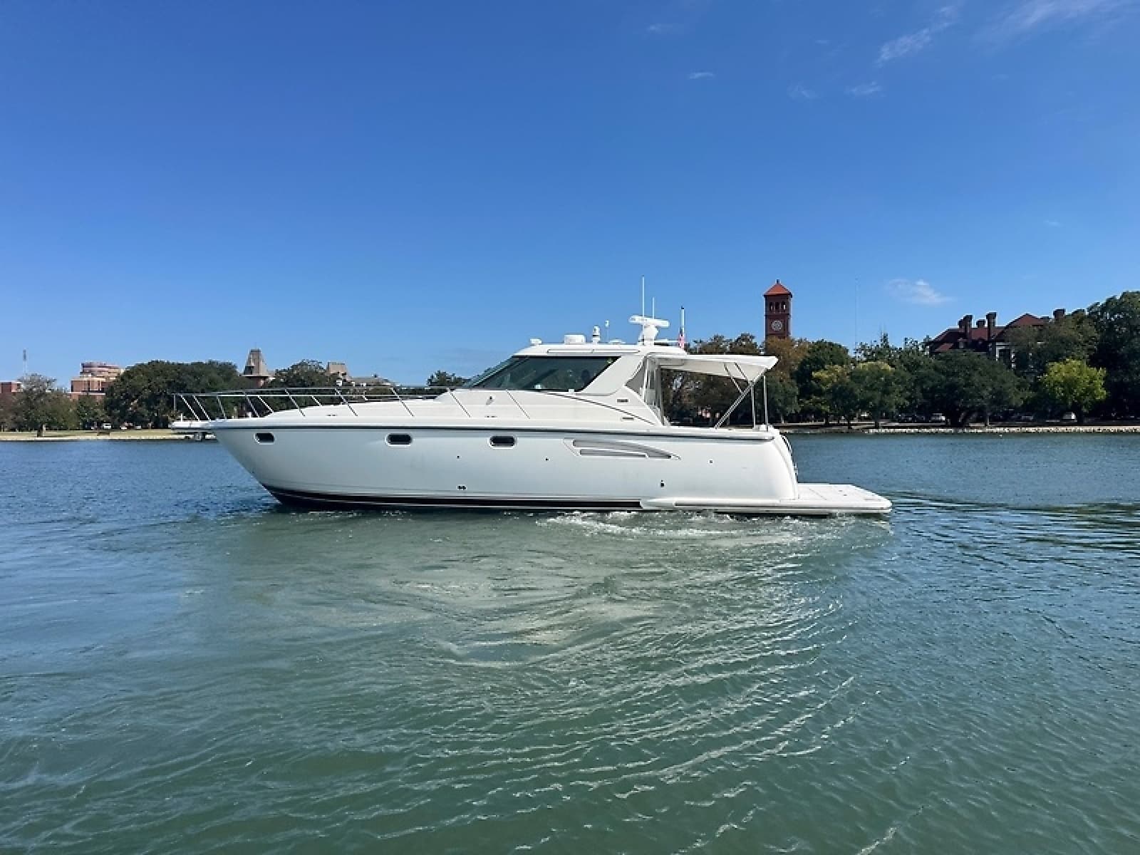 2004 Tiara Yachts 4400 Sovran - Photo 5