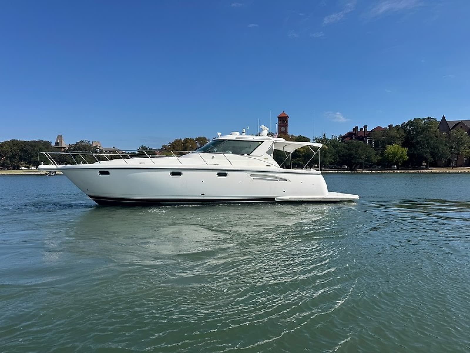 2004 Tiara Yachts 4400 Sovran - Photo 1