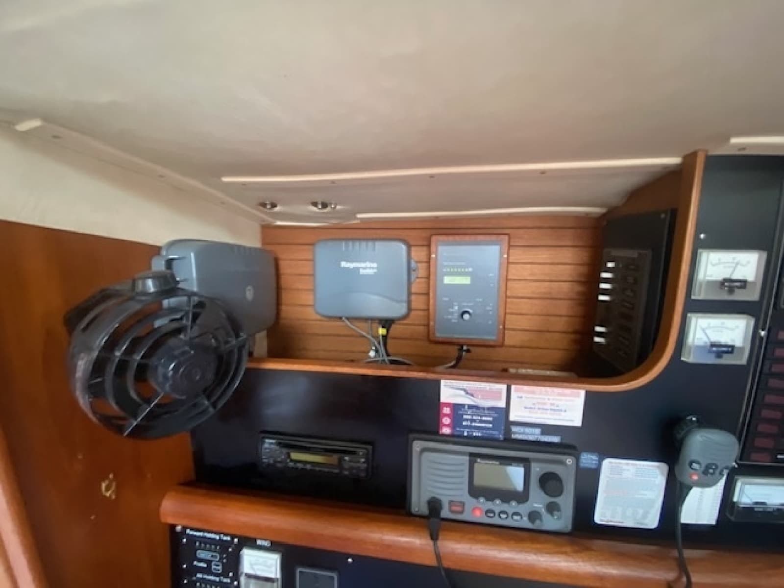 1997 Westerly Oceanlord - Photo 13