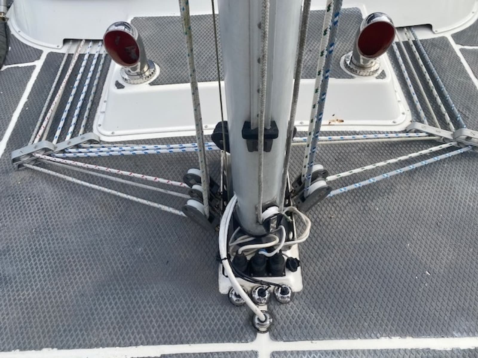 1997 Westerly Oceanlord - Photo 30