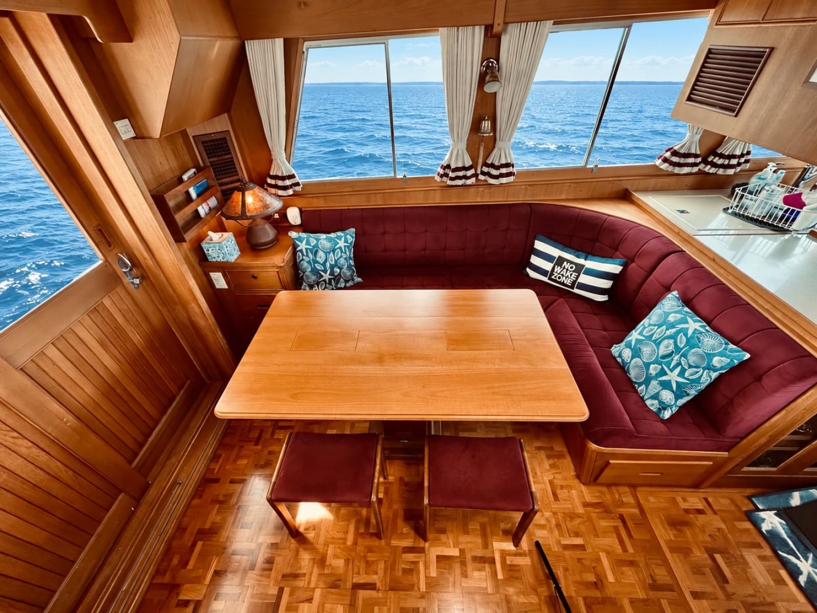 1998 Grand Banks Europa - Photo 28