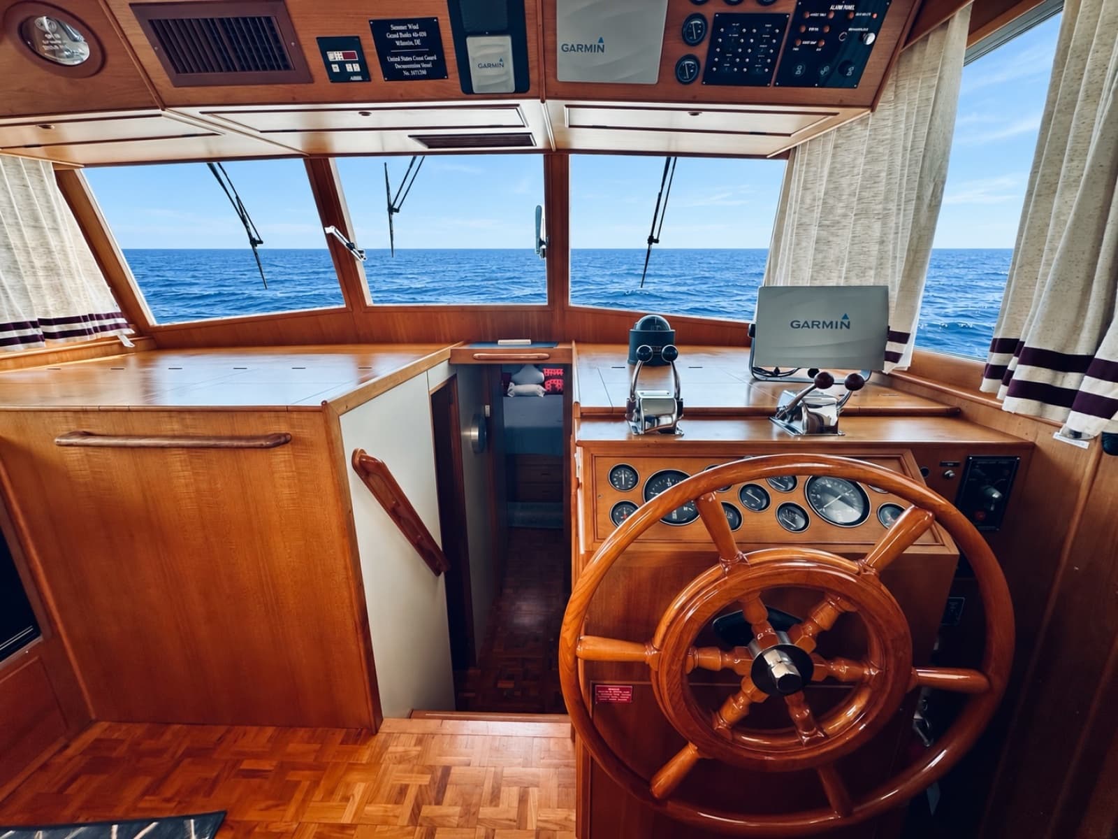 1998 Grand Banks Europa - Photo 14