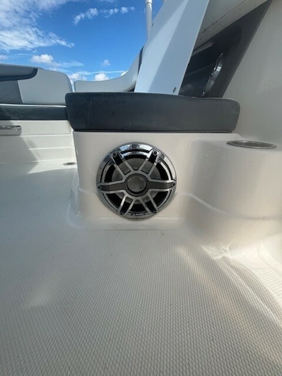 2021 Chaparral 28 OSX - Photo 37
