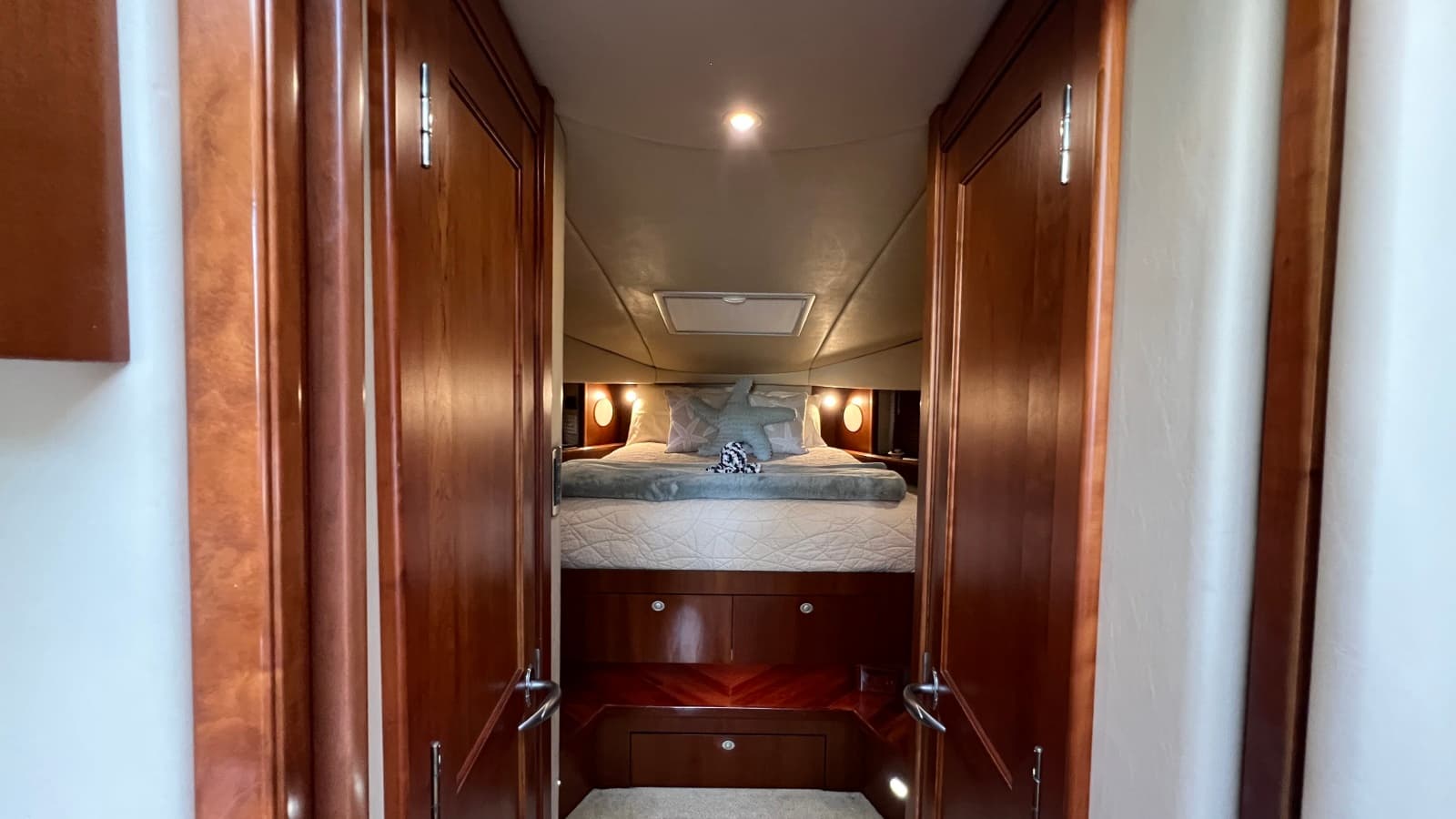 2006 Sea Ray 48 Sundancer - Photo 51