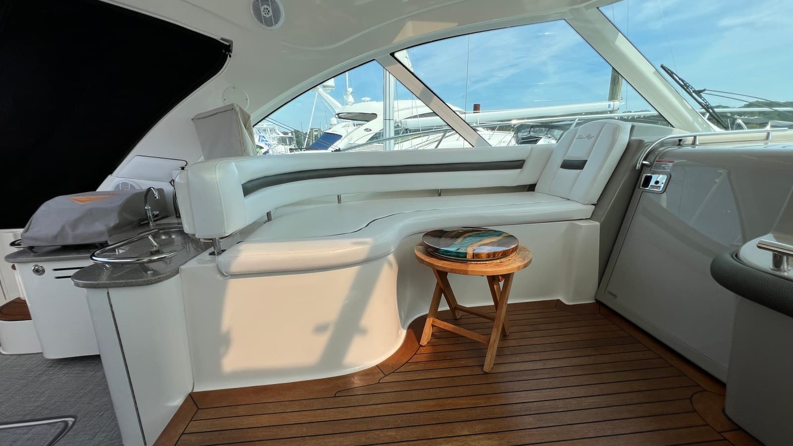 2006 Sea Ray 48 Sundancer - Photo 13