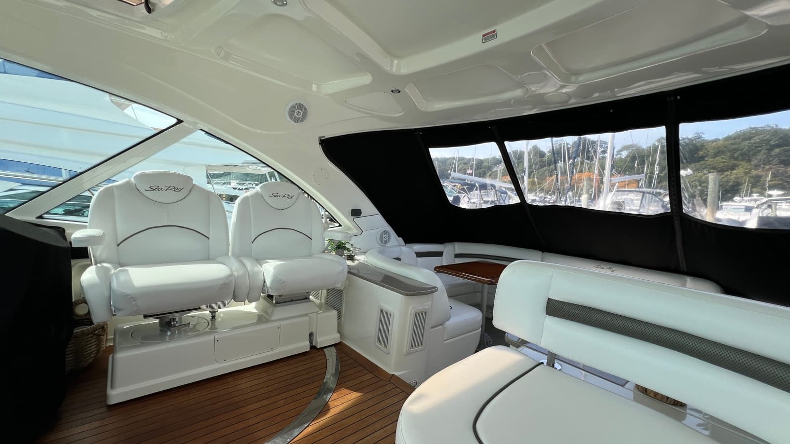 2006 Sea Ray 48 Sundancer - Photo 12