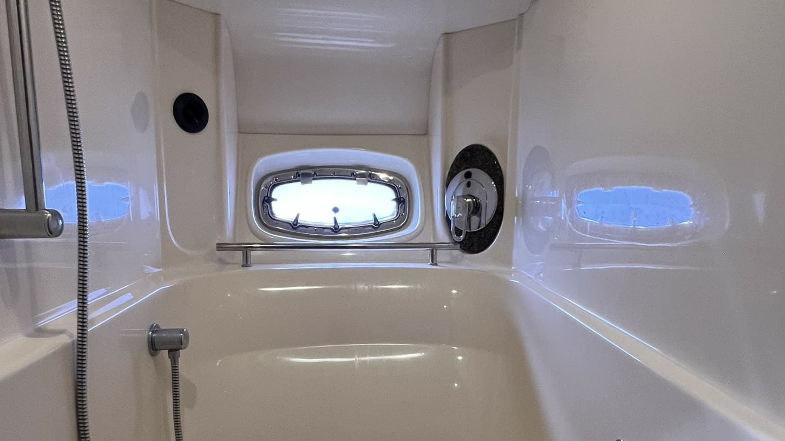 2006 Sea Ray 48 Sundancer - Photo 68
