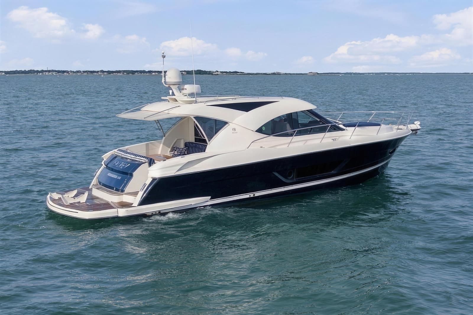 2015 Riviera 4400 Sport Yacht - Photo 4