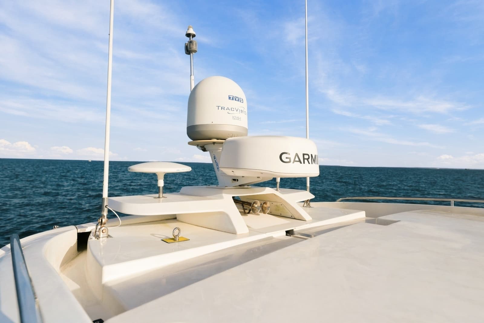 2015 Riviera 4400 Sport Yacht - Photo 9