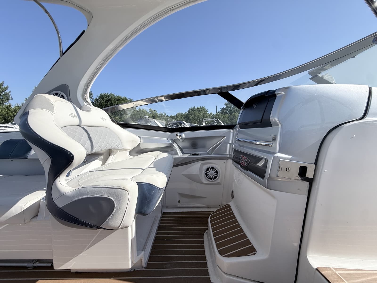 2012 Chaparral 327 SSX - Photo 11