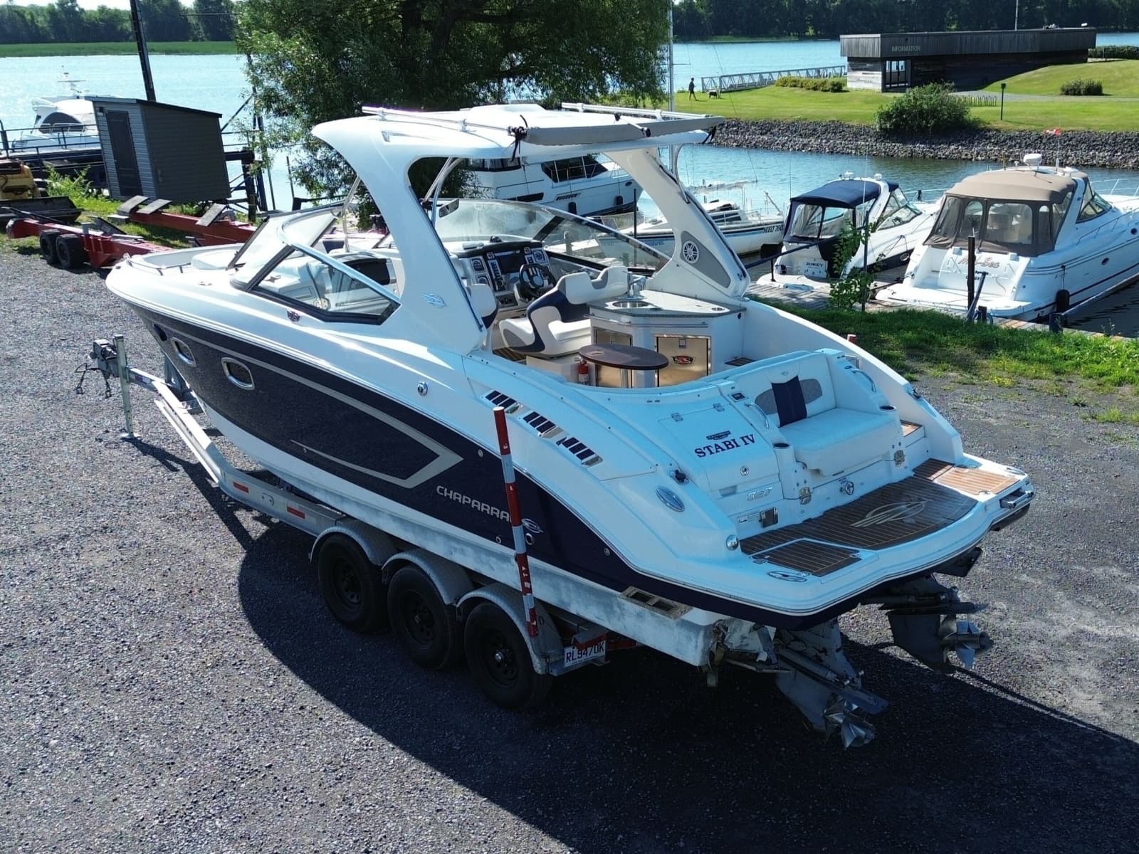 2012 Chaparral 327 SSX - Photo 23
