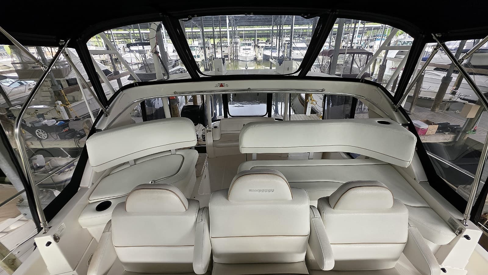2005 Silverton 39 Motor Yacht - Photo 39