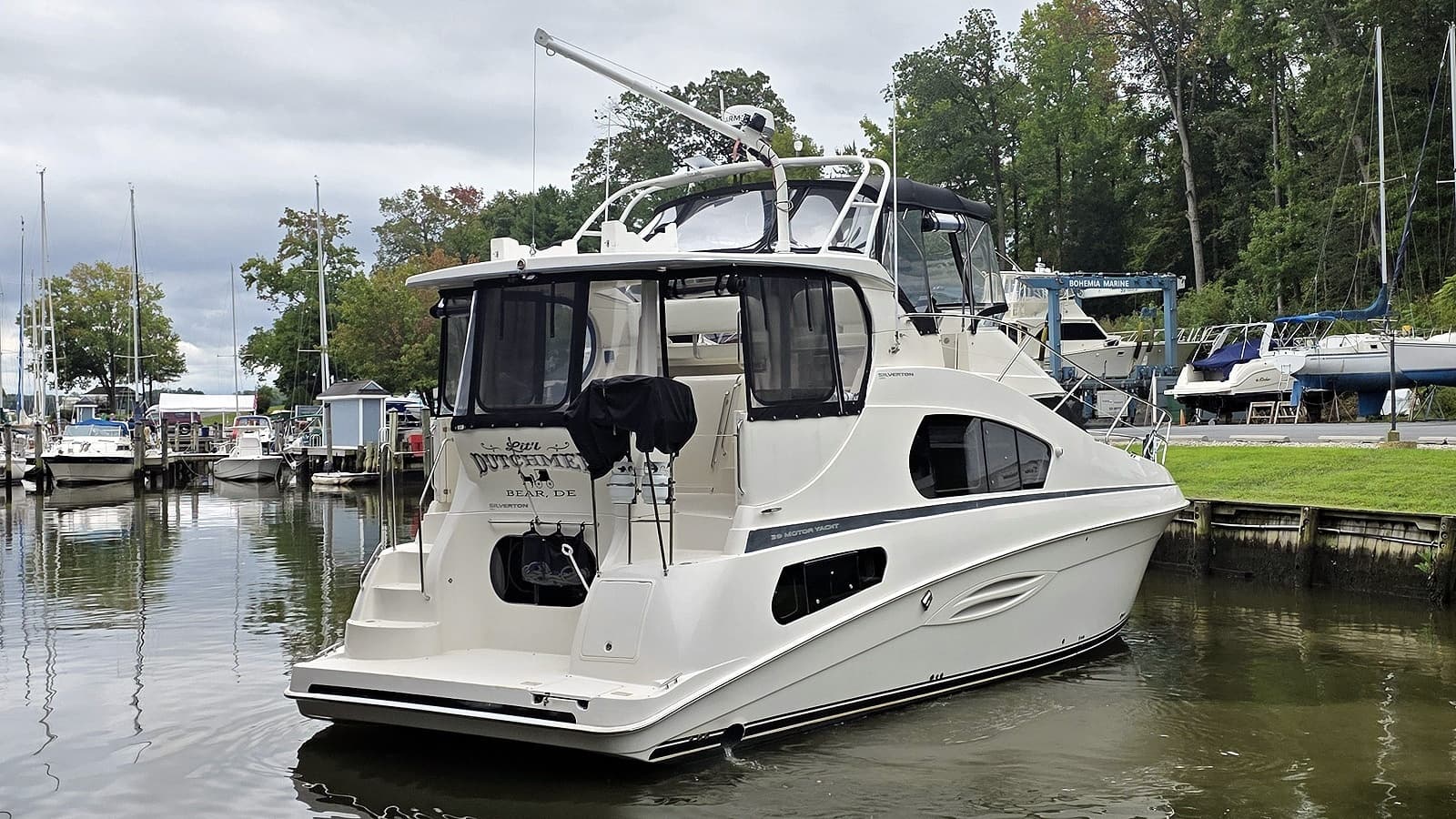 2005 Silverton 39 Motor Yacht - Photo 5