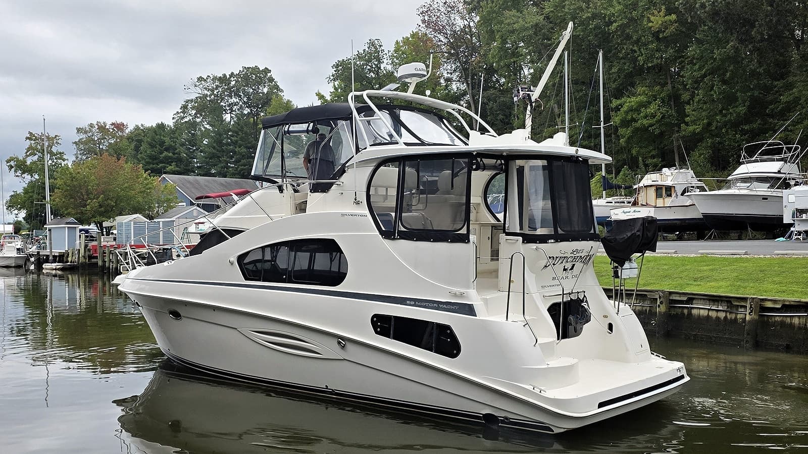 2005 Silverton 39 Motor Yacht - Photo 3