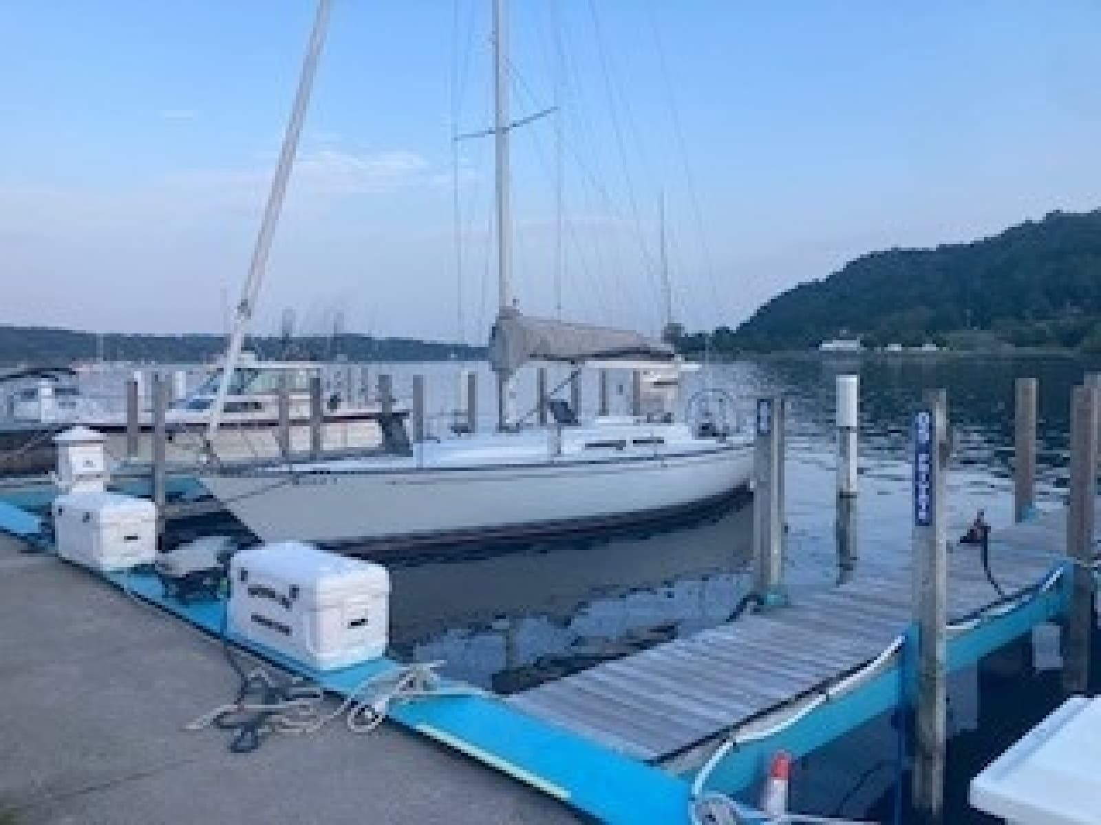 1983 C&C 41 - Photo 2