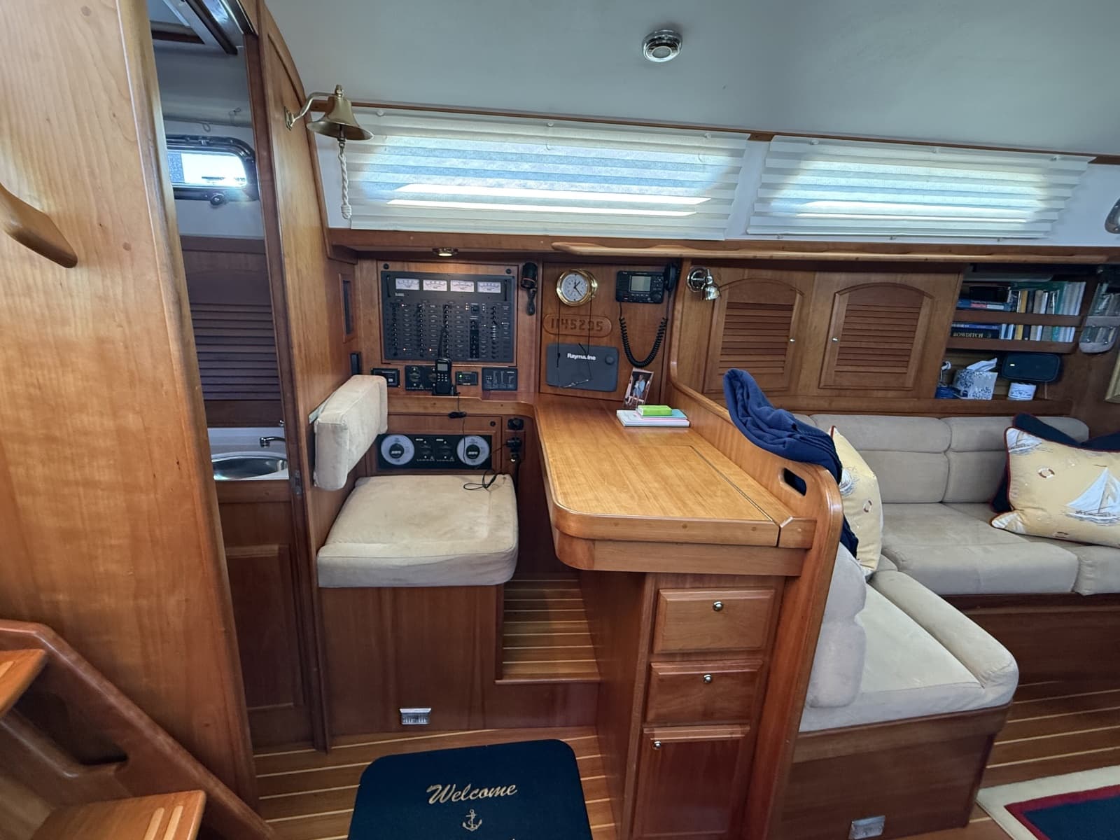 2004 Sabre 426 - Photo 8
