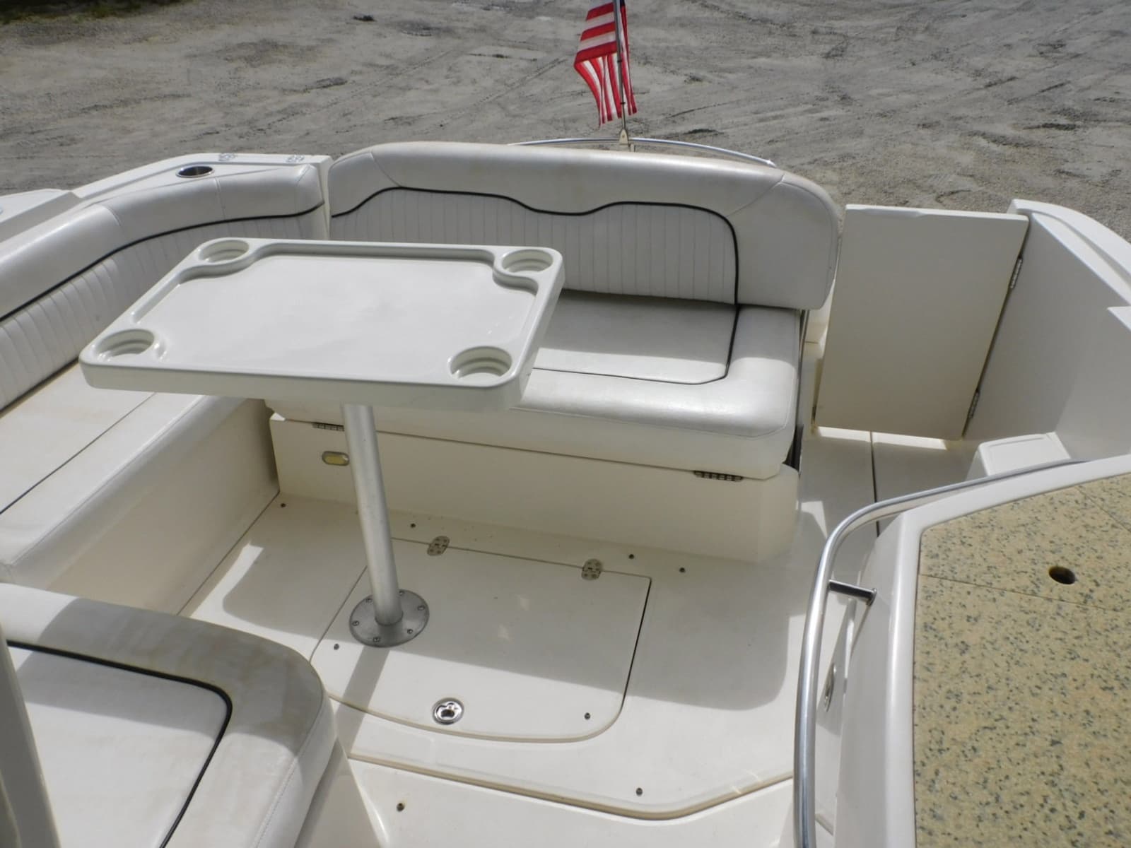 2007 Monterey 330 Sport Yacht - Photo 6